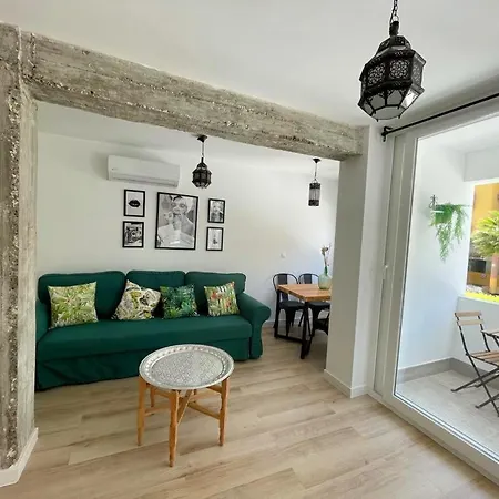 Апартаменти Paris Fashion - *