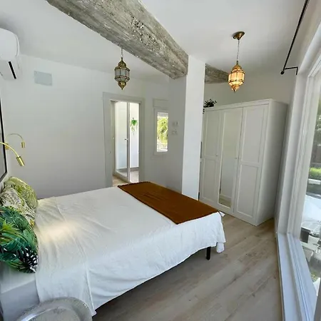 Paris Fashion - Торремолинос