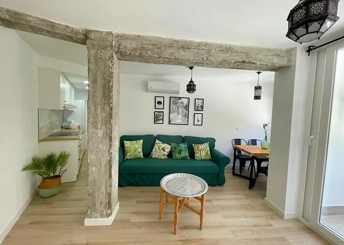 Paris Fashion - Торремолінос